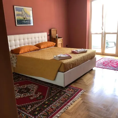 Séjour chez l'habitant Attico Chez Renee Aoste