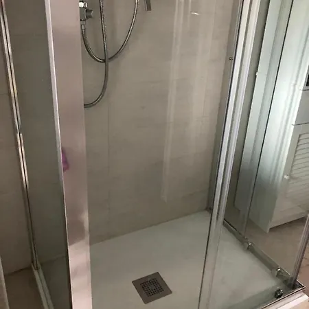 Attico Chez Renee ホームステイ